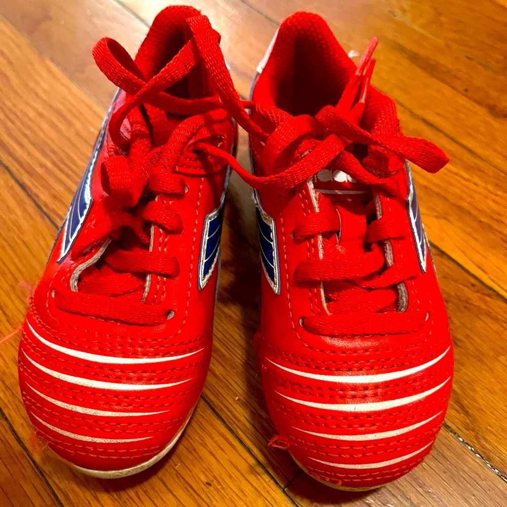 Diadora soccer cleats